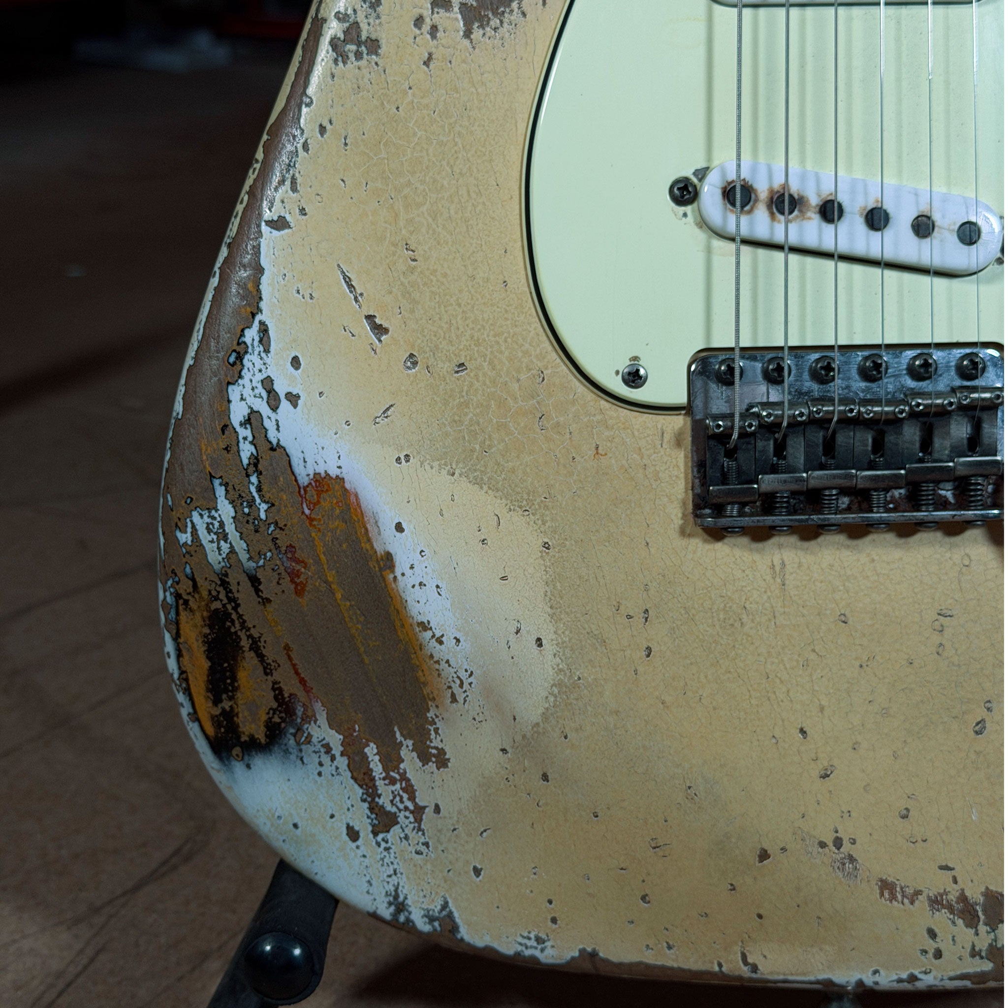 Mestric M6064 "Foundational Run" — Dirty White · Serial #002