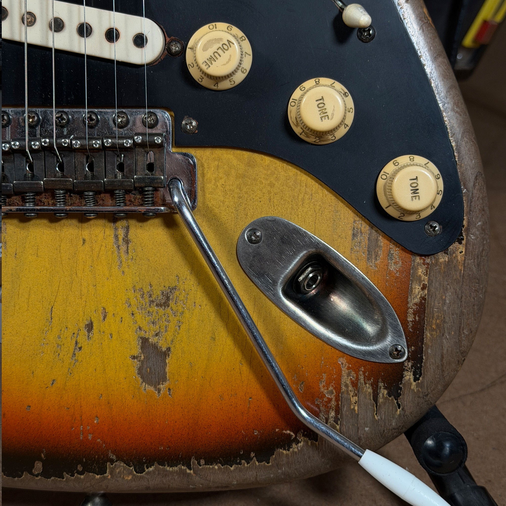 Mestric M6064 "Foundational Run" — 3-Colour Sunburst · Serial #005