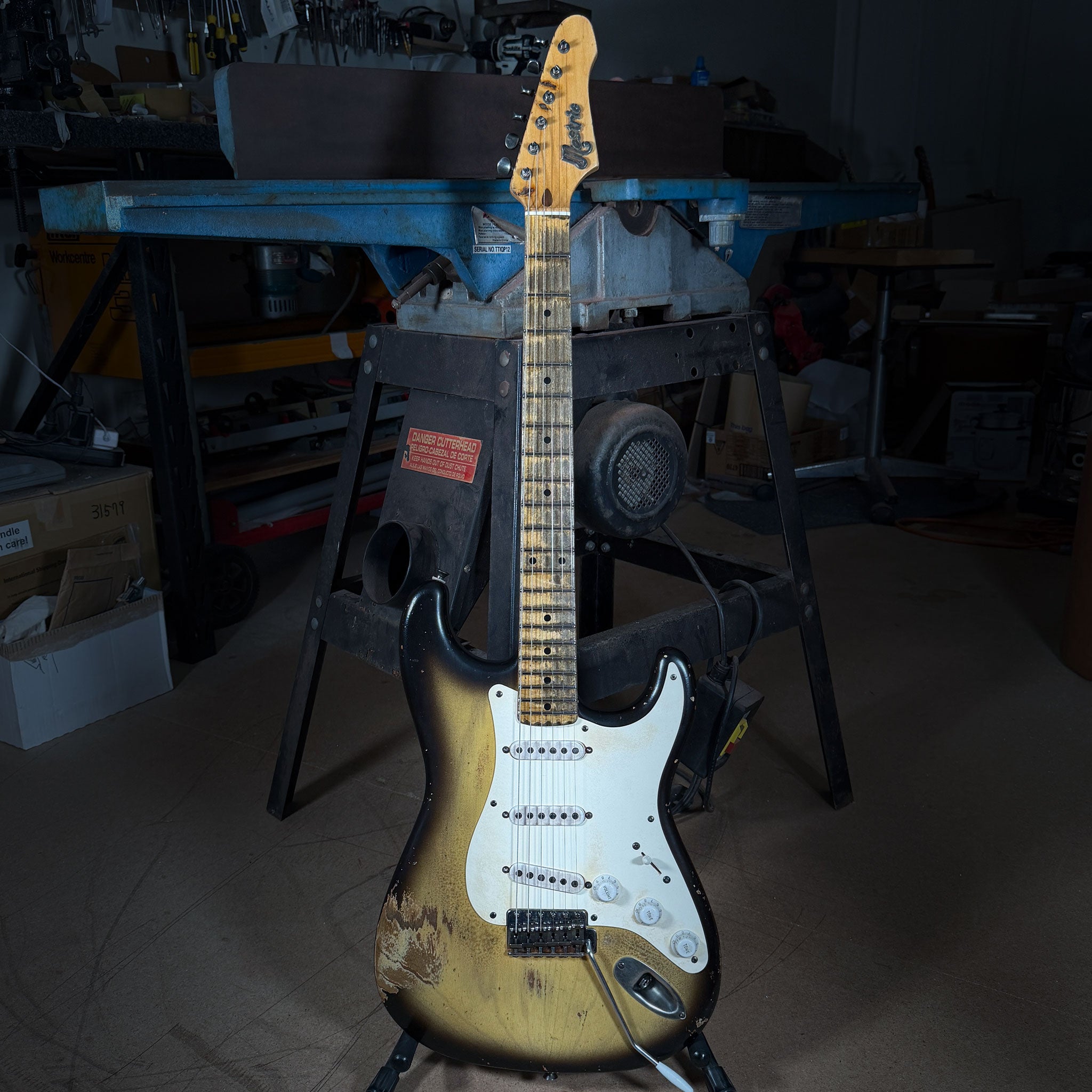 Mestric M5456 "Foundational Run" — 2-Colour Sunburst · Serial #007
